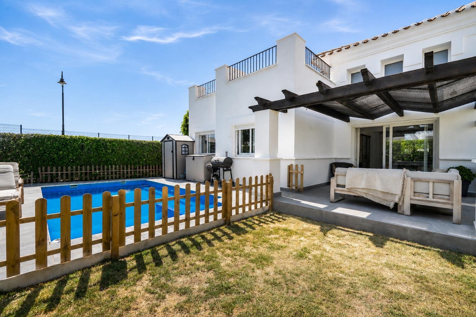 Dining area in villa for sale in La Torre Golf Resort
