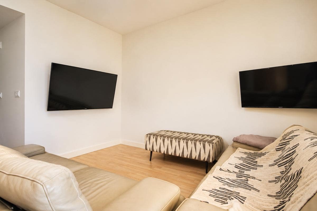 Master bedroom in apartment for sale in El Valle Golf Resort