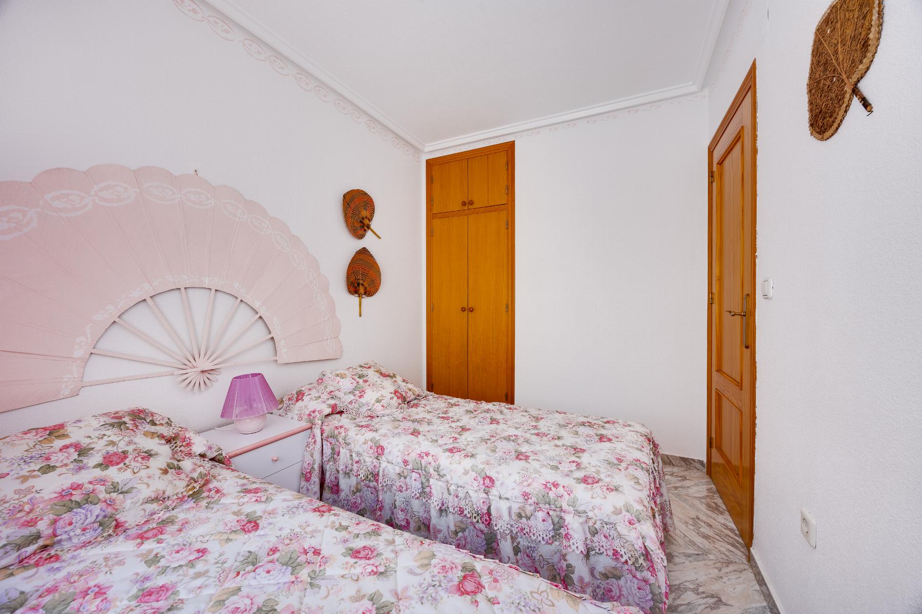 Terrace in apartment for sale in Torrevieja