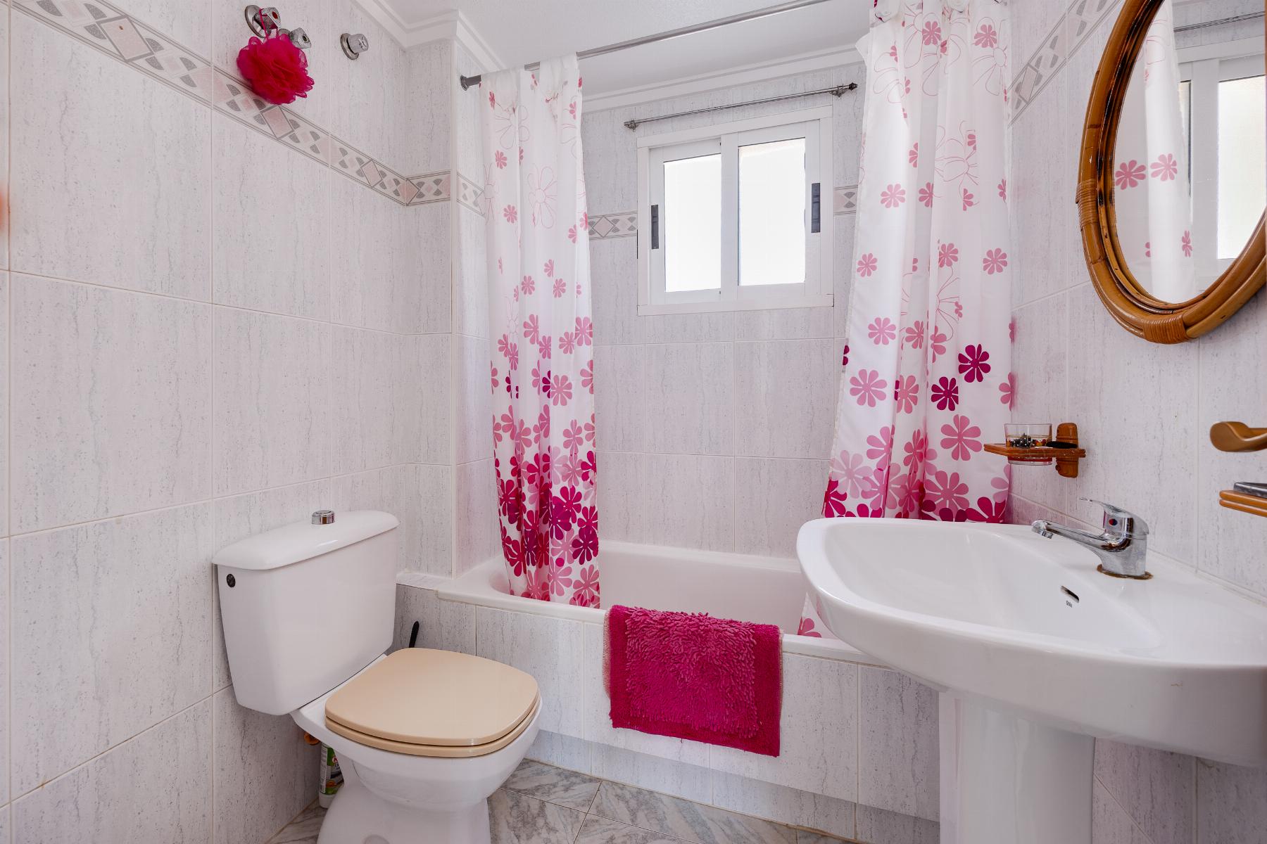 Dining area in apartment for sale in Torrevieja