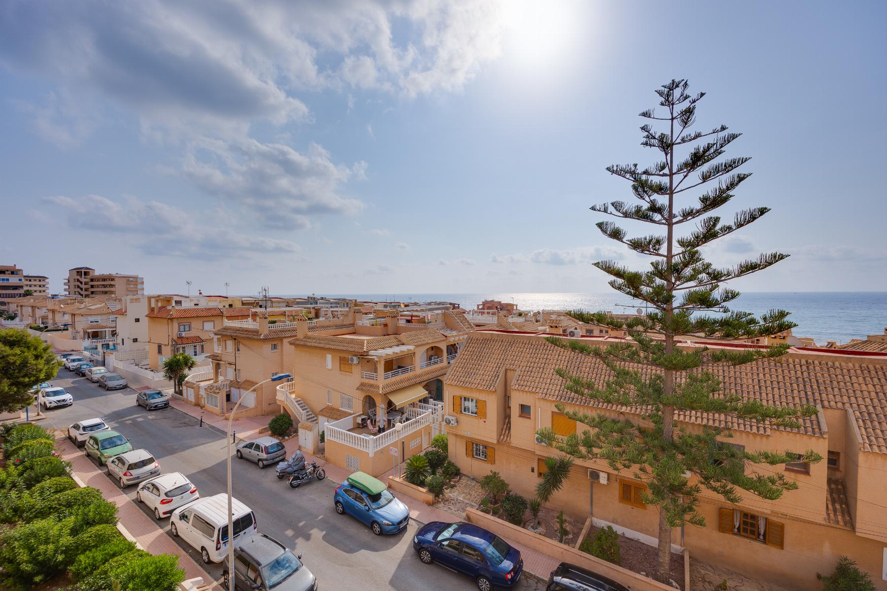 Dining area in apartment for sale in Torrevieja