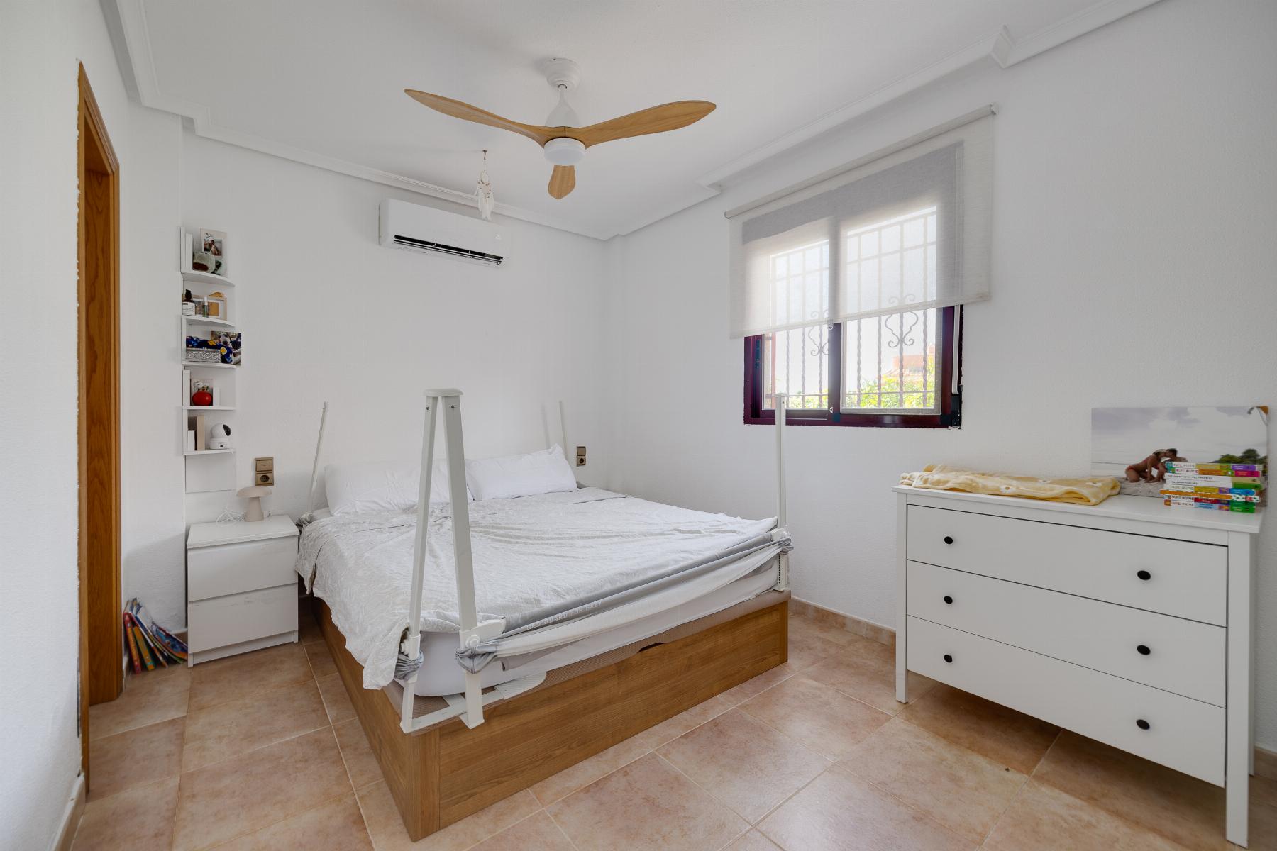 Dining area in villa for sale in San Fulgencio