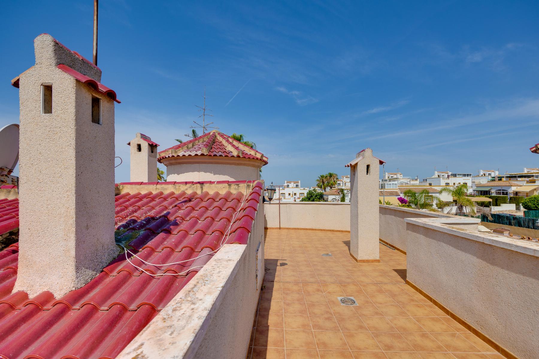 Kitchen in villa for sale in San Fulgencio