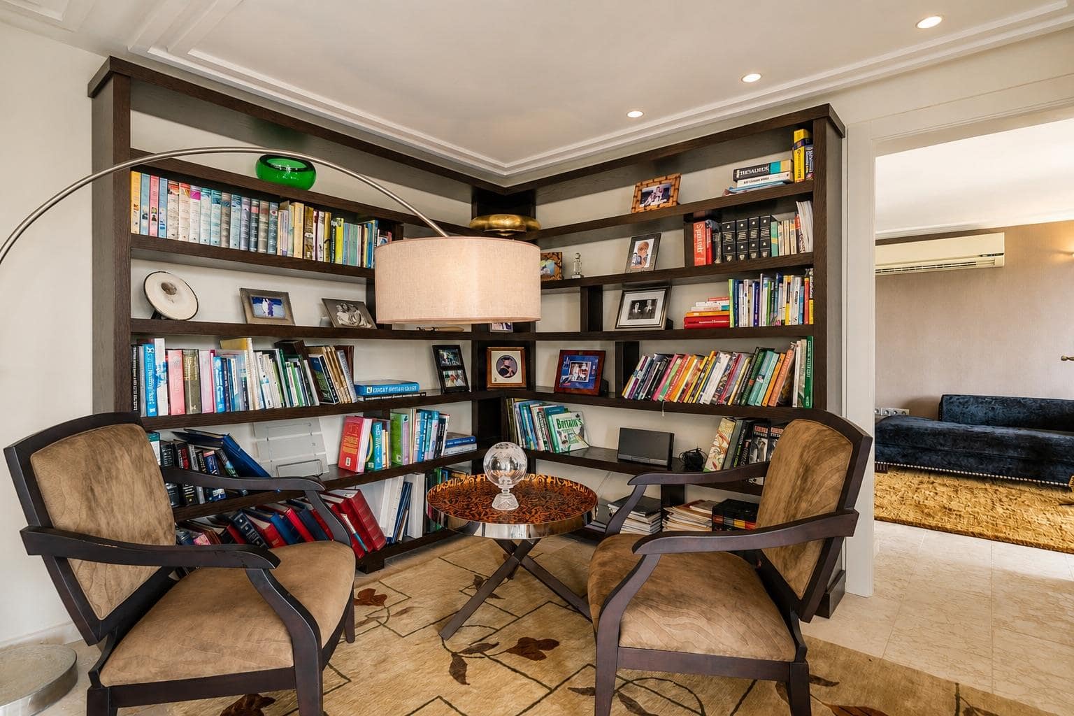 Dining area in villa for sale in La Manga Club Resort