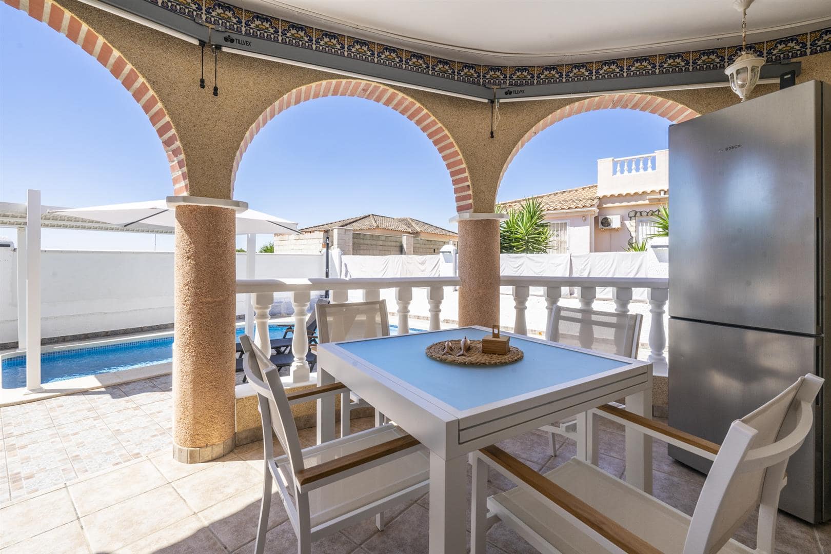Master bedroom in villa for sale in Valle Del Sol