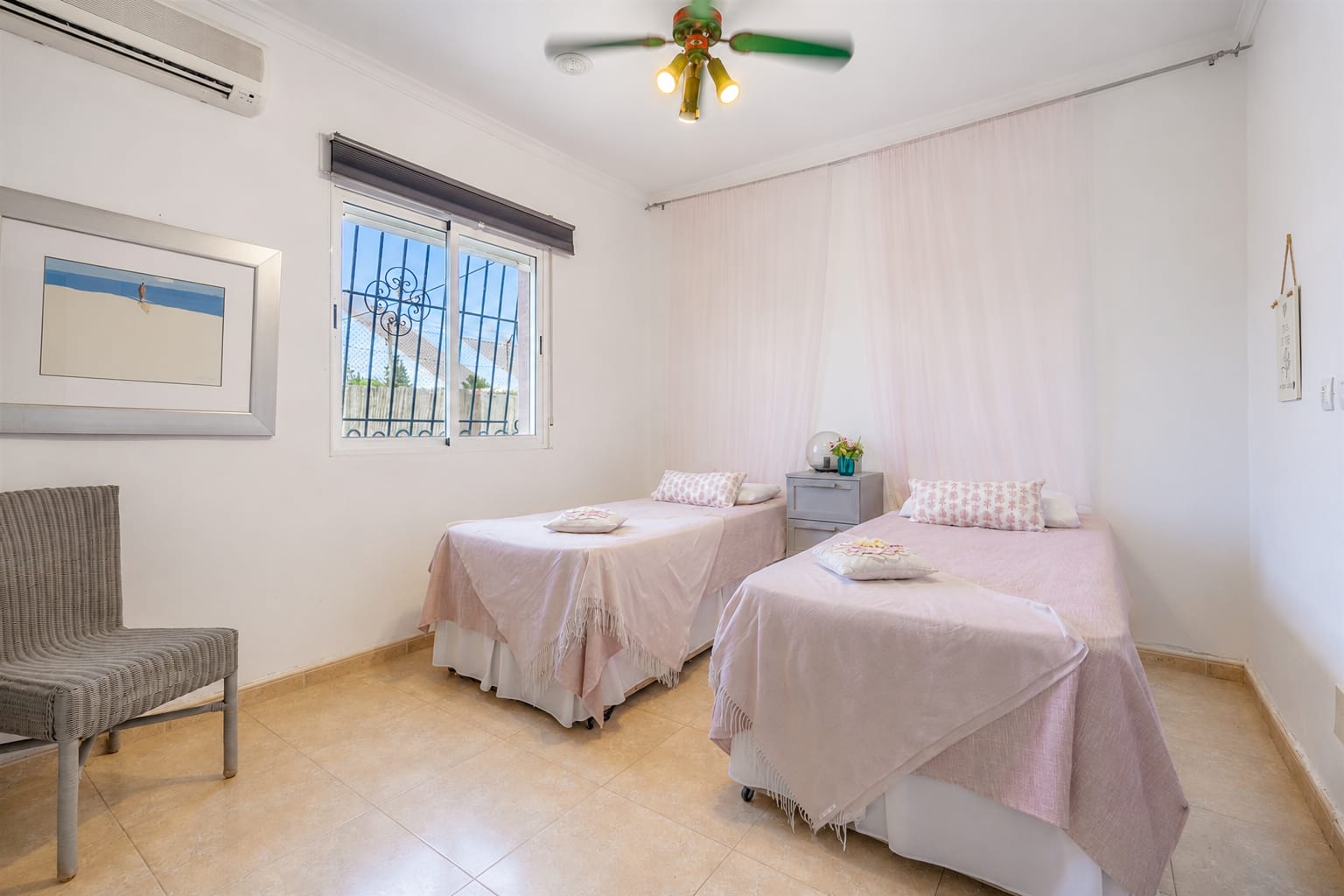 Exterior view in villa for sale in Valle Del Sol