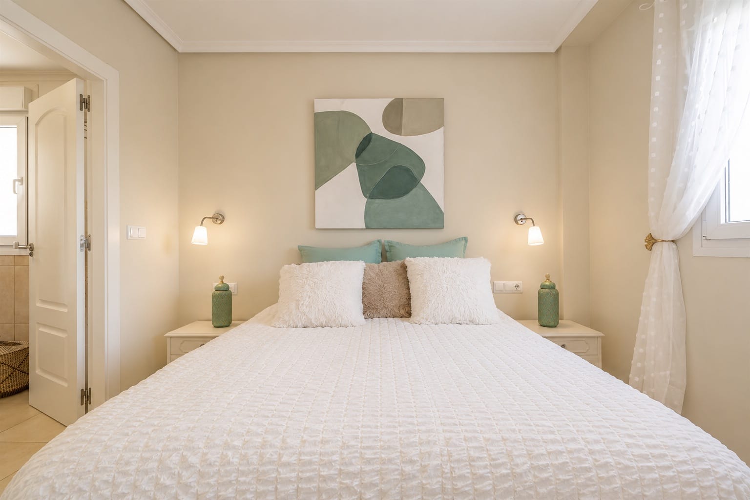 Master bedroom in apartment for sale in Altaona Golf and Country Club
