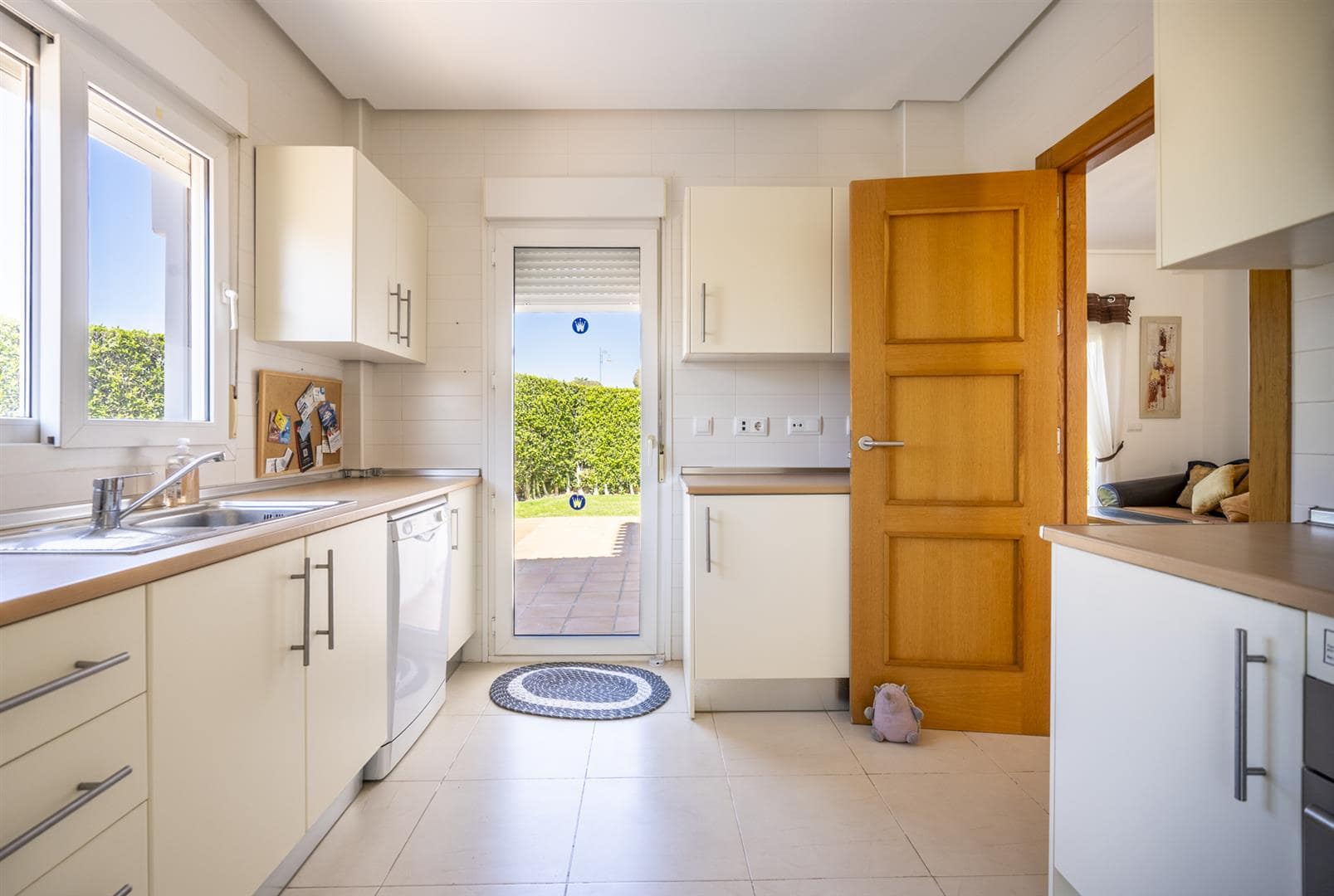 Kitchen in villa for sale in La Torre Golf Resort