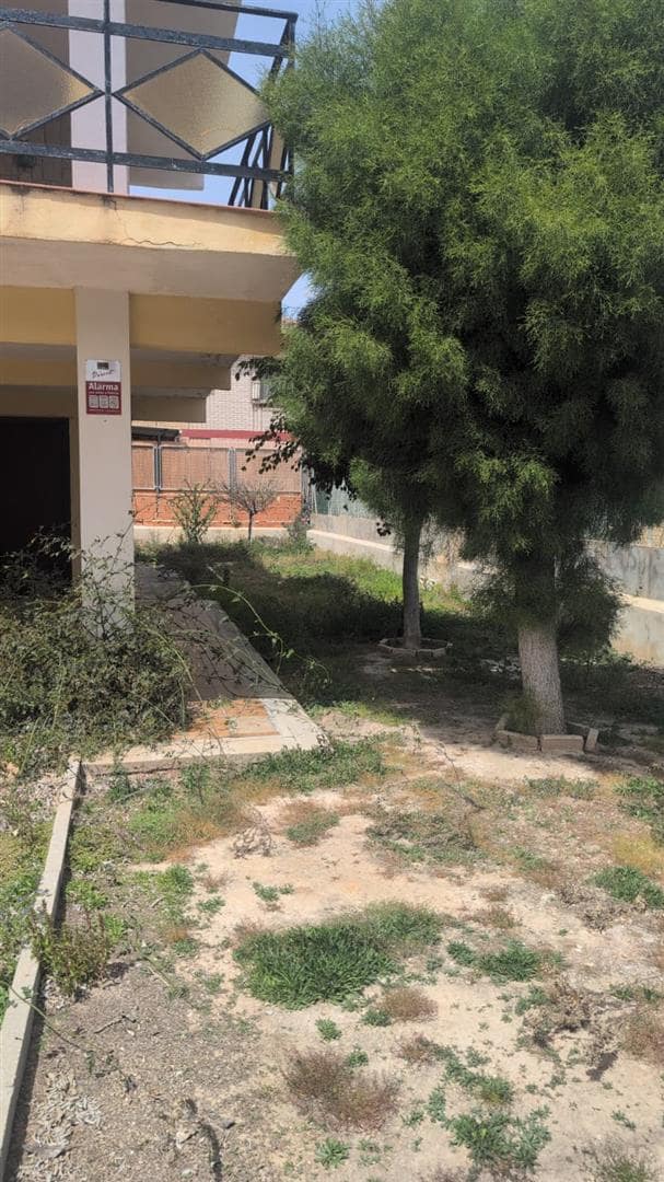 Eksklusiivne arendusvõimalus Los Alcázarés – 510 m² krunt 3‑toaline villa
