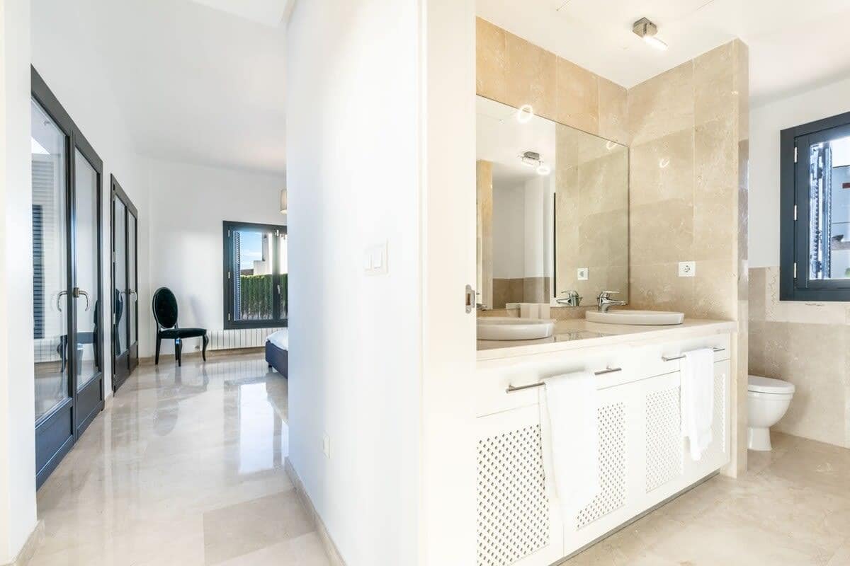 Garden in villa for sale in El Valle Golf Resort