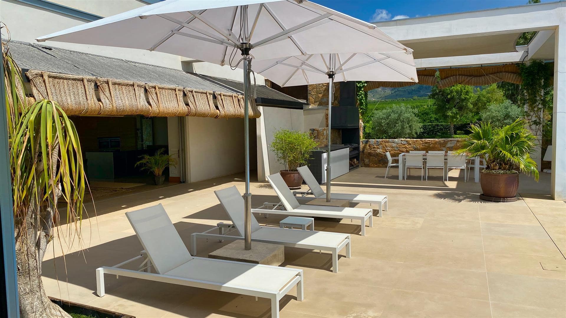 Bedroom in villa for sale in Murcia
