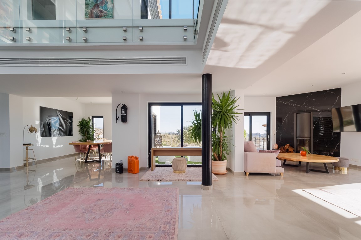 Living room in villa for sale in Pulpi