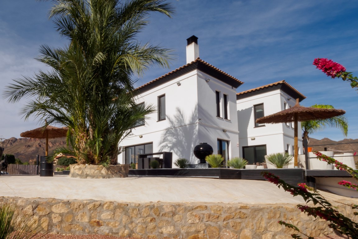 Living room in villa for sale in Pulpi