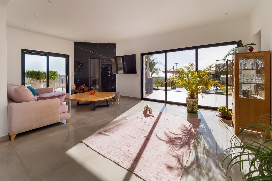Terrace in villa for sale in Pulpi