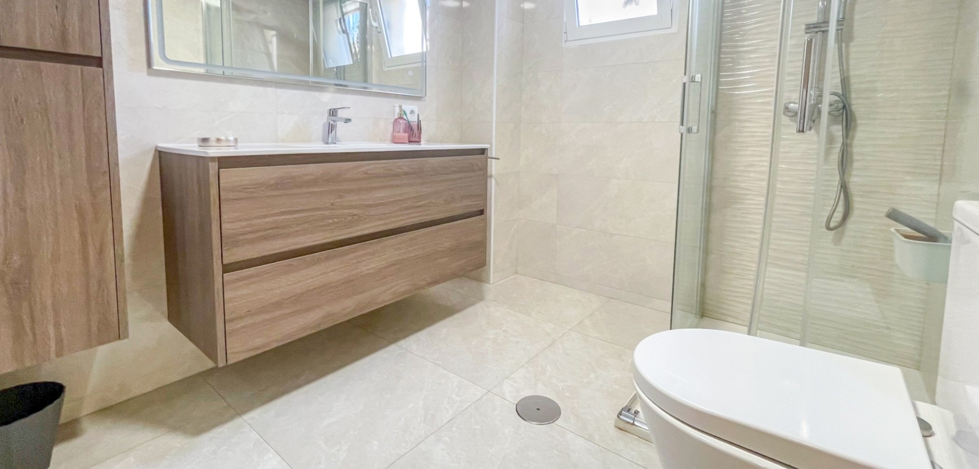 Bedroom in terraced for sale in Orihuela Costa