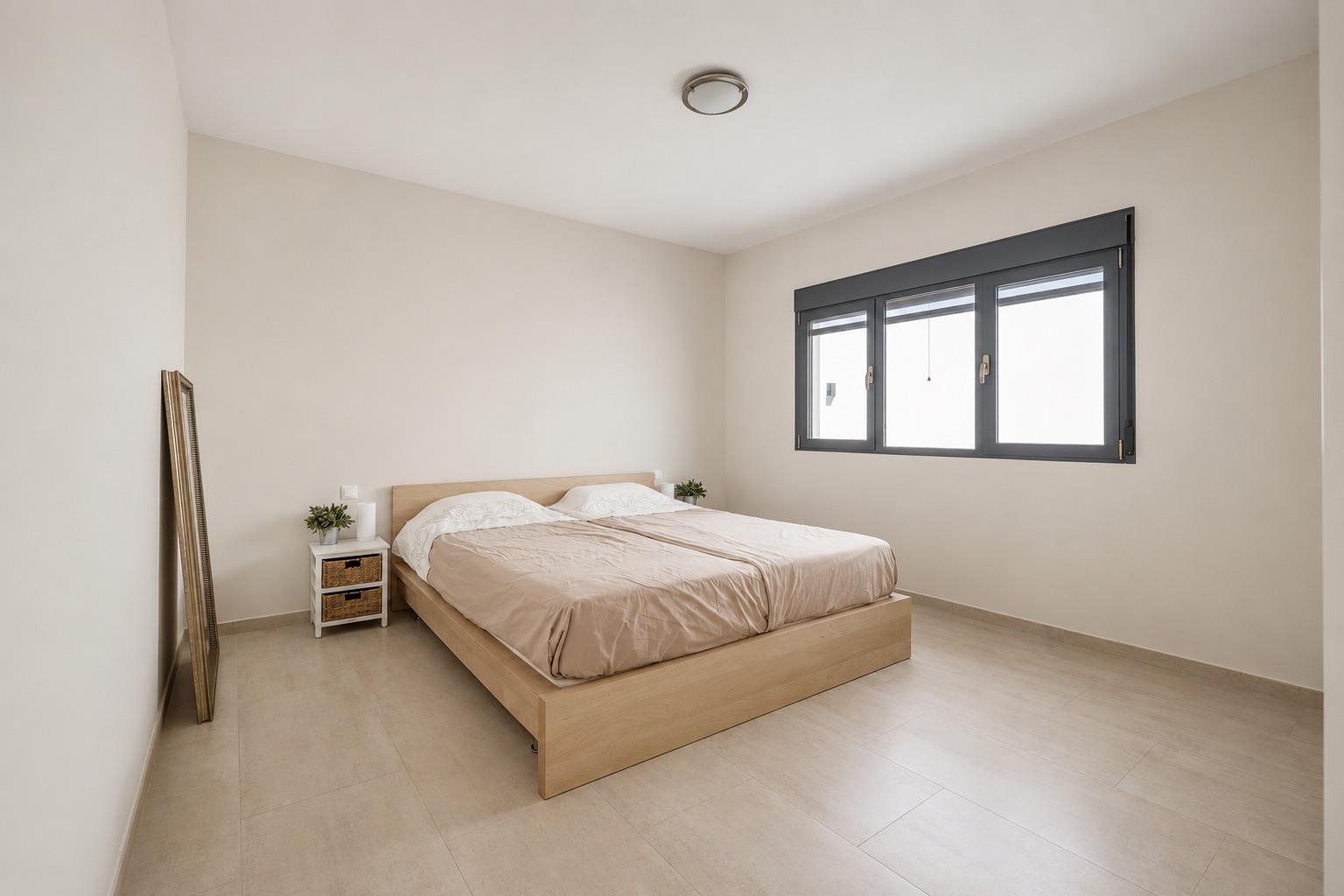 Bedroom in villa for sale in EL Carmoli Los Urrutias