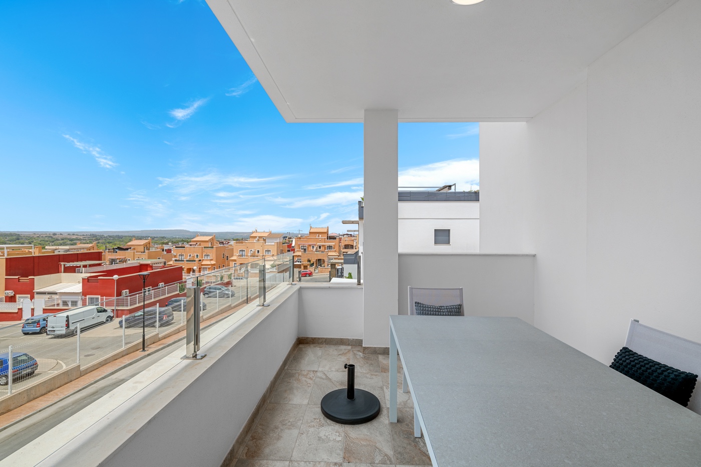 Master bedroom in apartment for sale in Orihuela