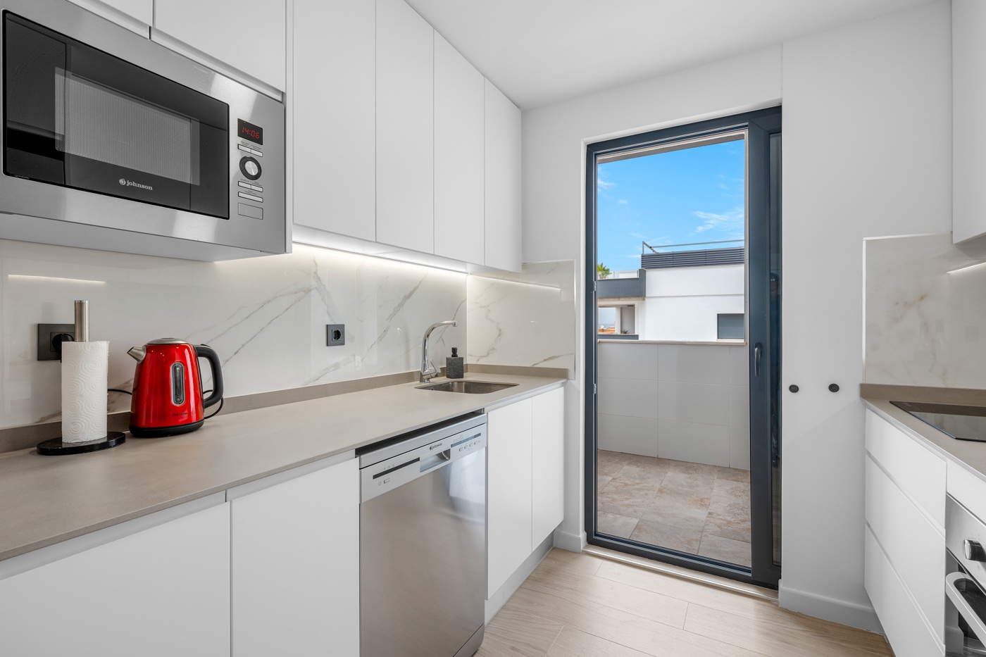 Bedroom in apartment for sale in Orihuela