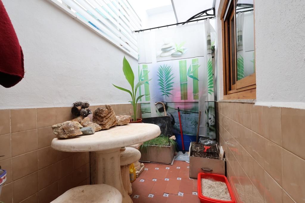 Master bedroom in bungalow for sale in Torrevieja