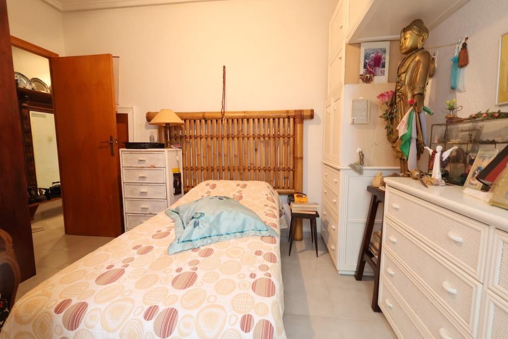 Dining area in bungalow for sale in Torrevieja