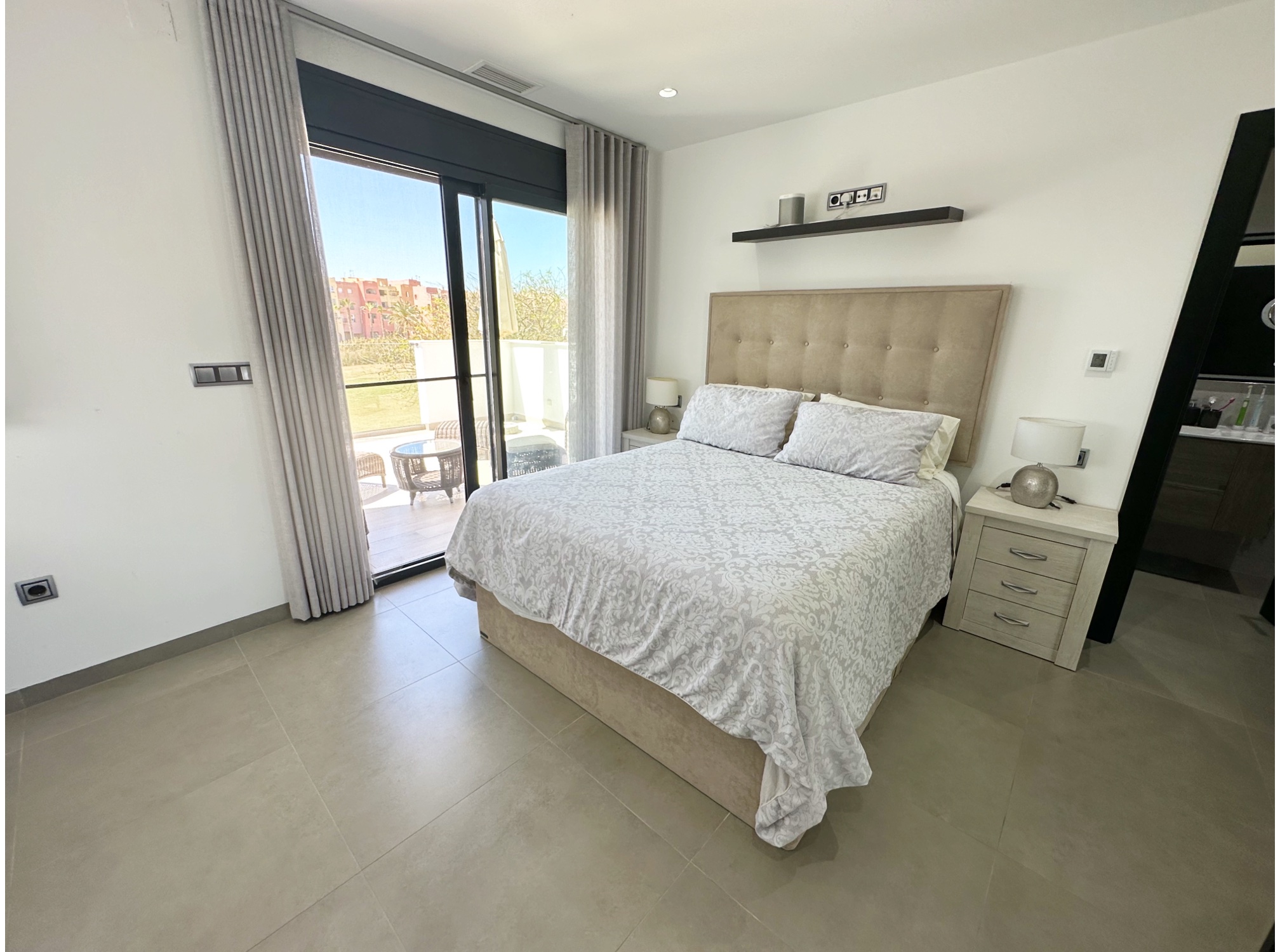 Dining area in villa for sale in Mar Menor Golf Resort