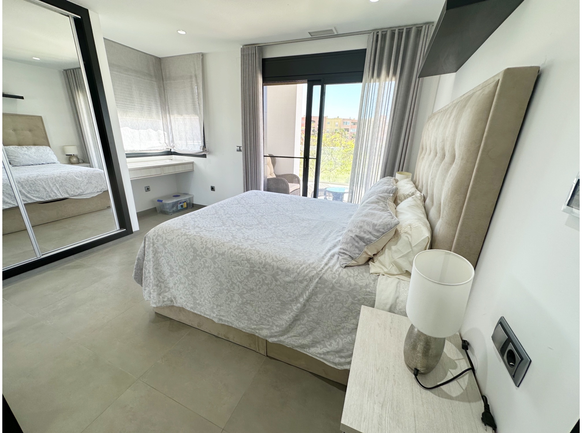 Bedroom in villa for sale in Mar Menor Golf Resort