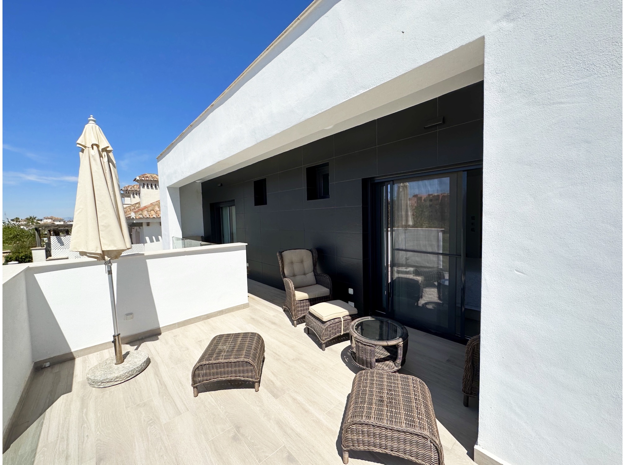 Terrace in villa for sale in Mar Menor Golf Resort