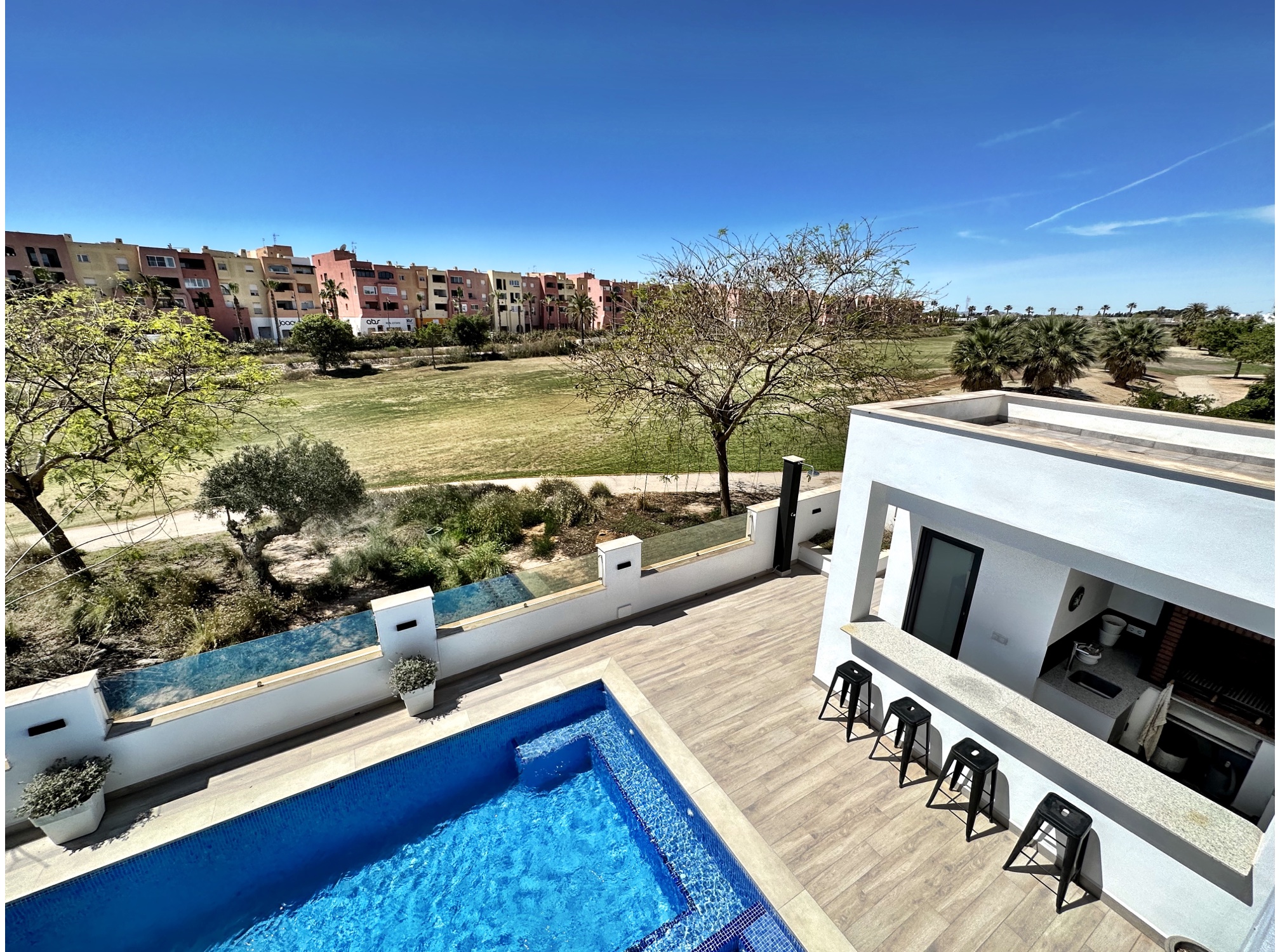 Dining area in villa for sale in Mar Menor Golf Resort