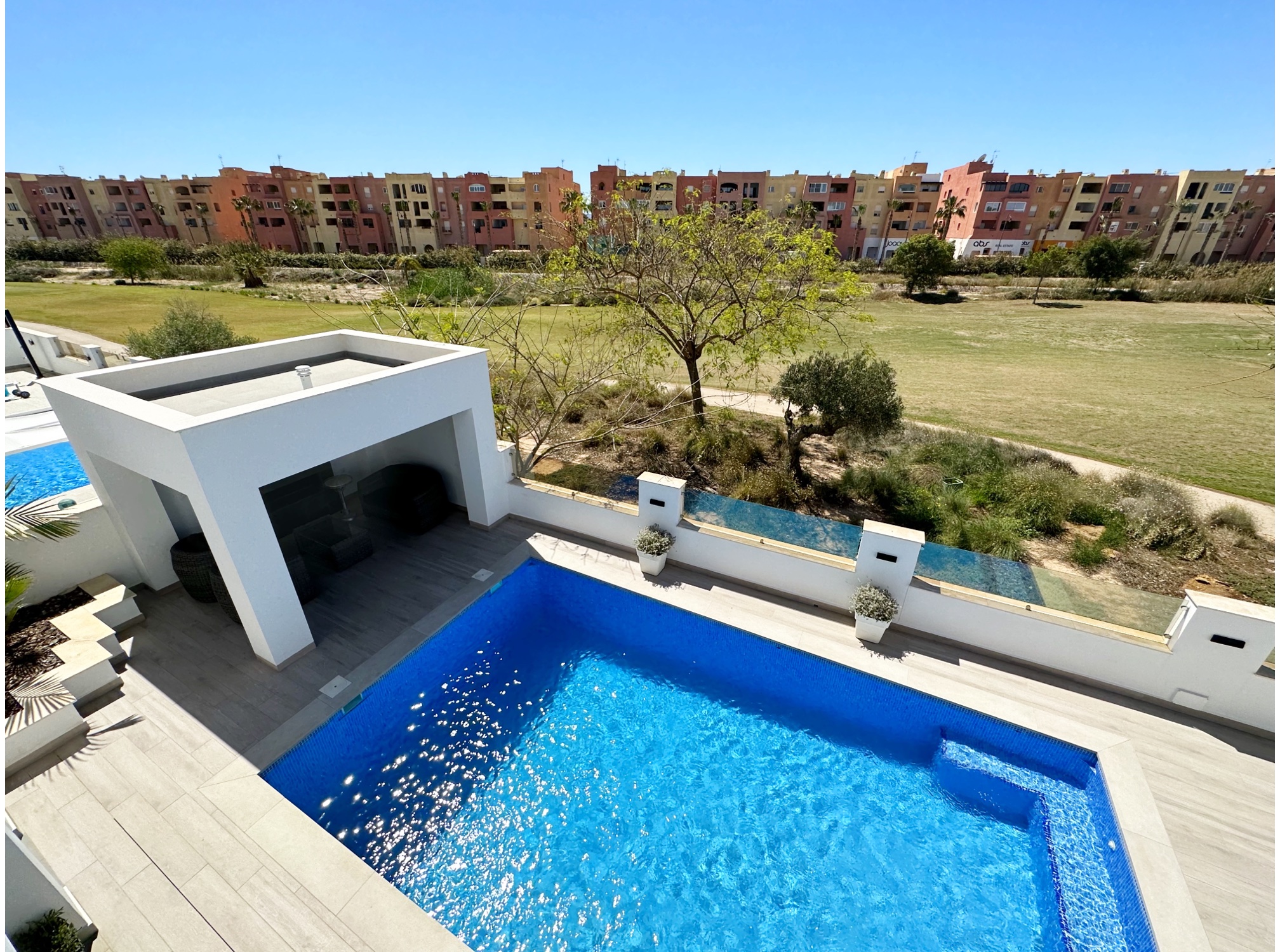 Terrace in villa for sale in Mar Menor Golf Resort