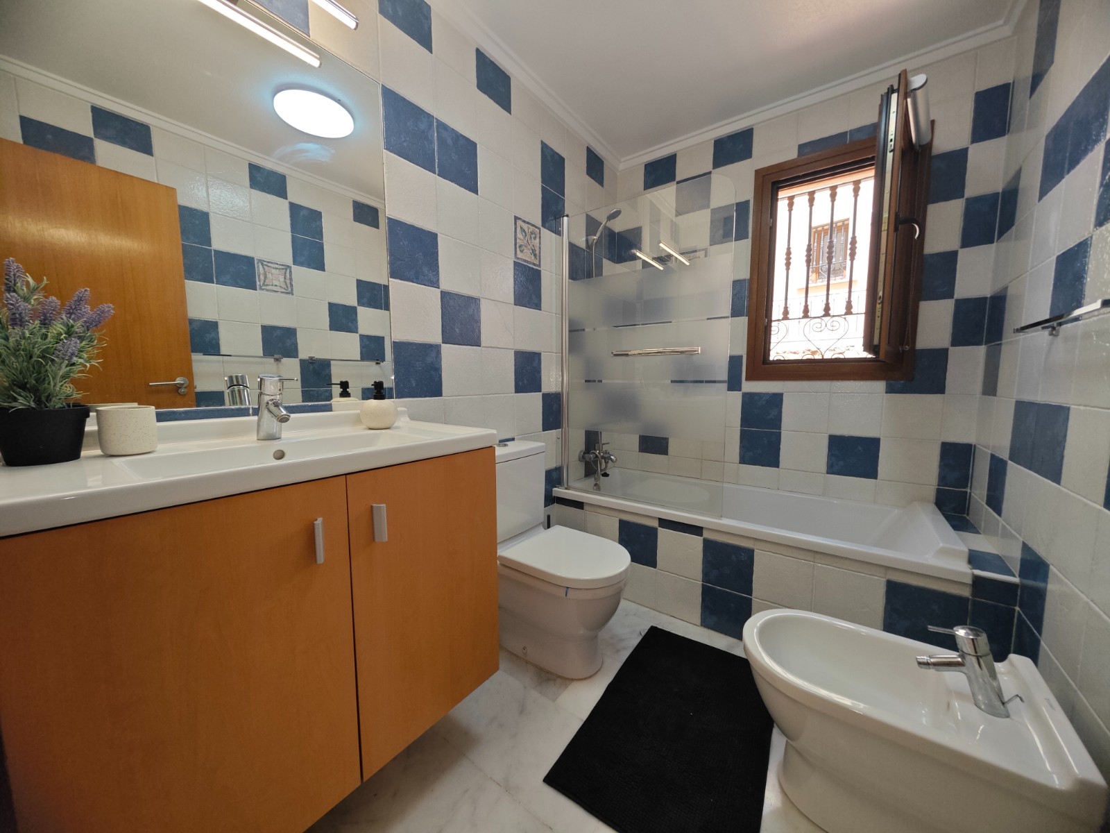 Living room in apartment for sale in Algorfa