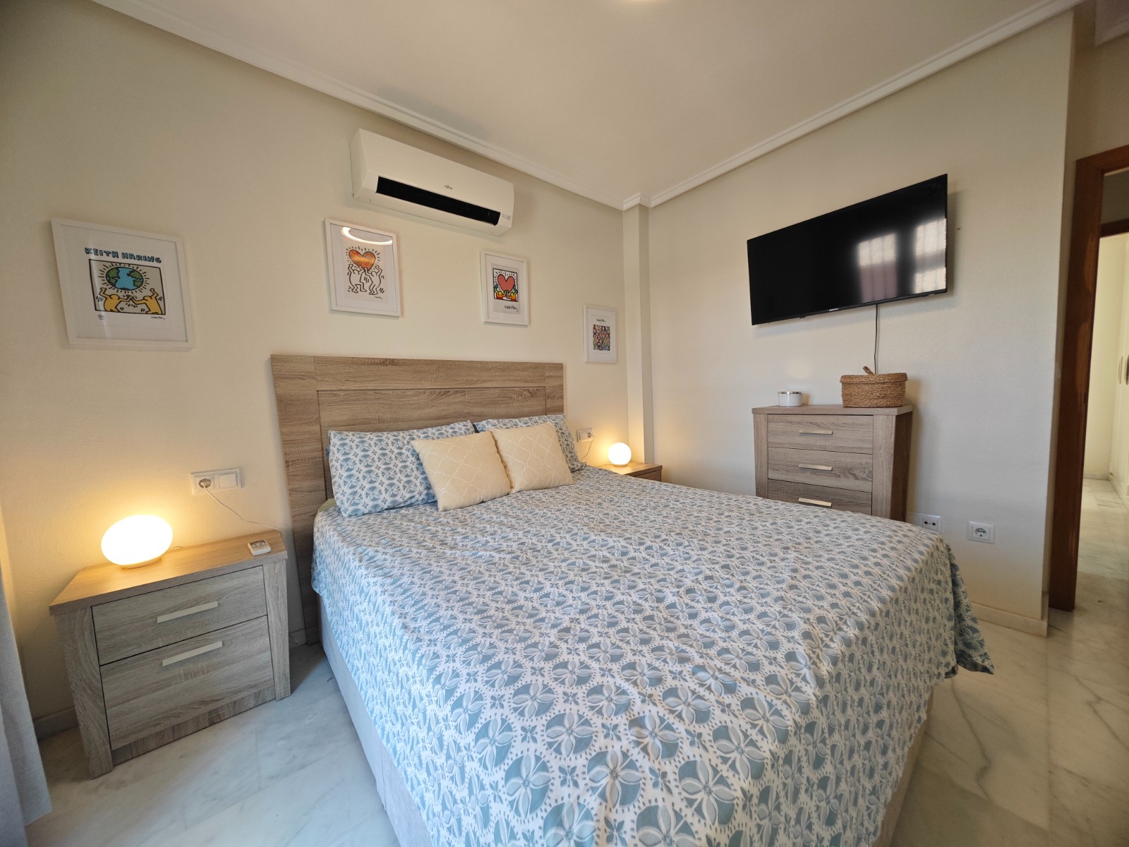 Bedroom in apartment for sale in Algorfa