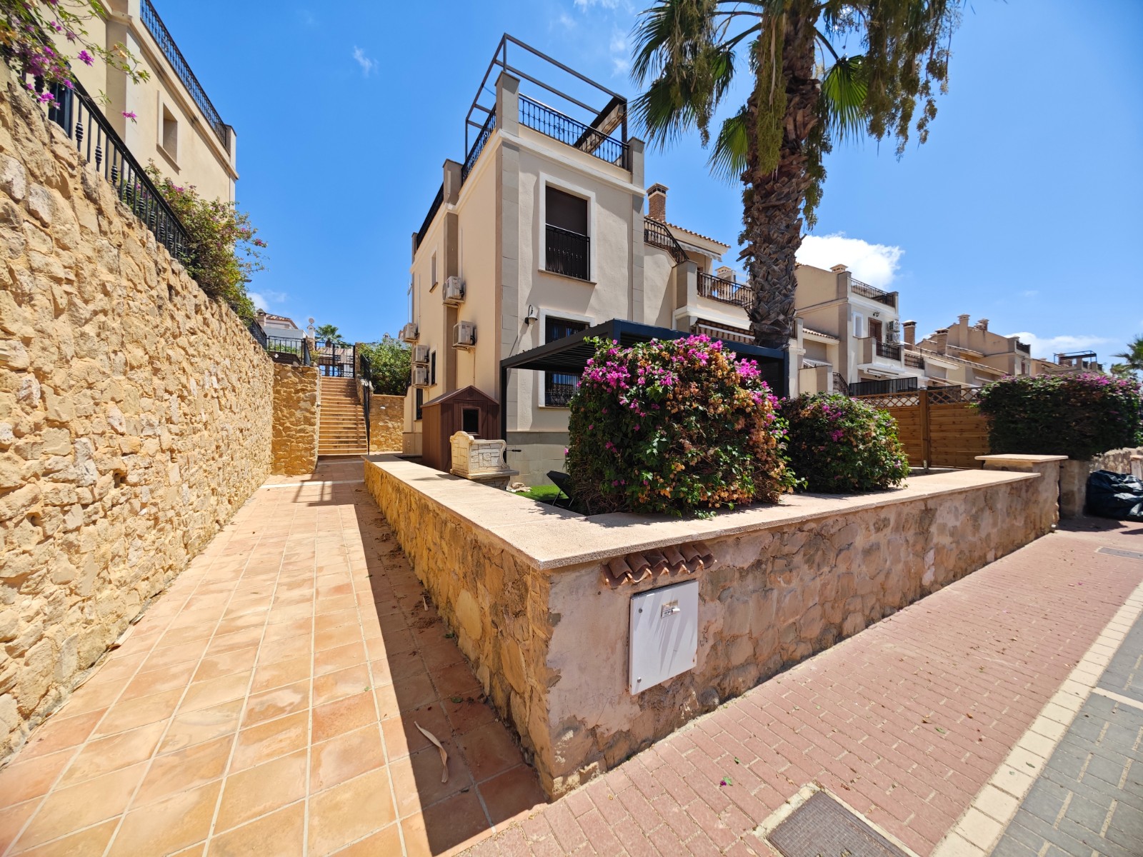 Terrace in apartment for sale in Algorfa
