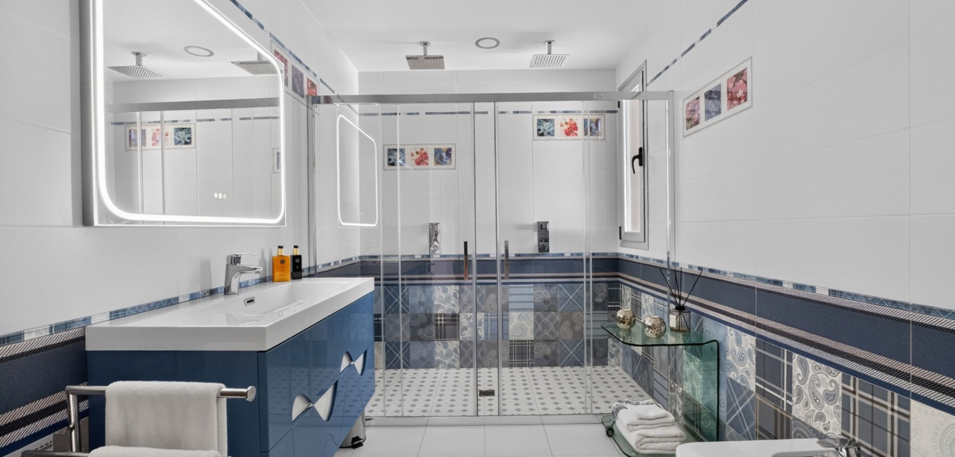 Kitchen in villa for sale in Pinar de Campoverde