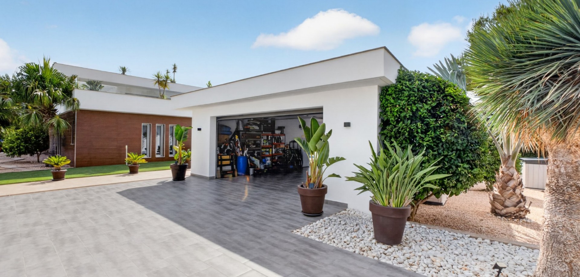 Living room in villa for sale in Pinar de Campoverde
