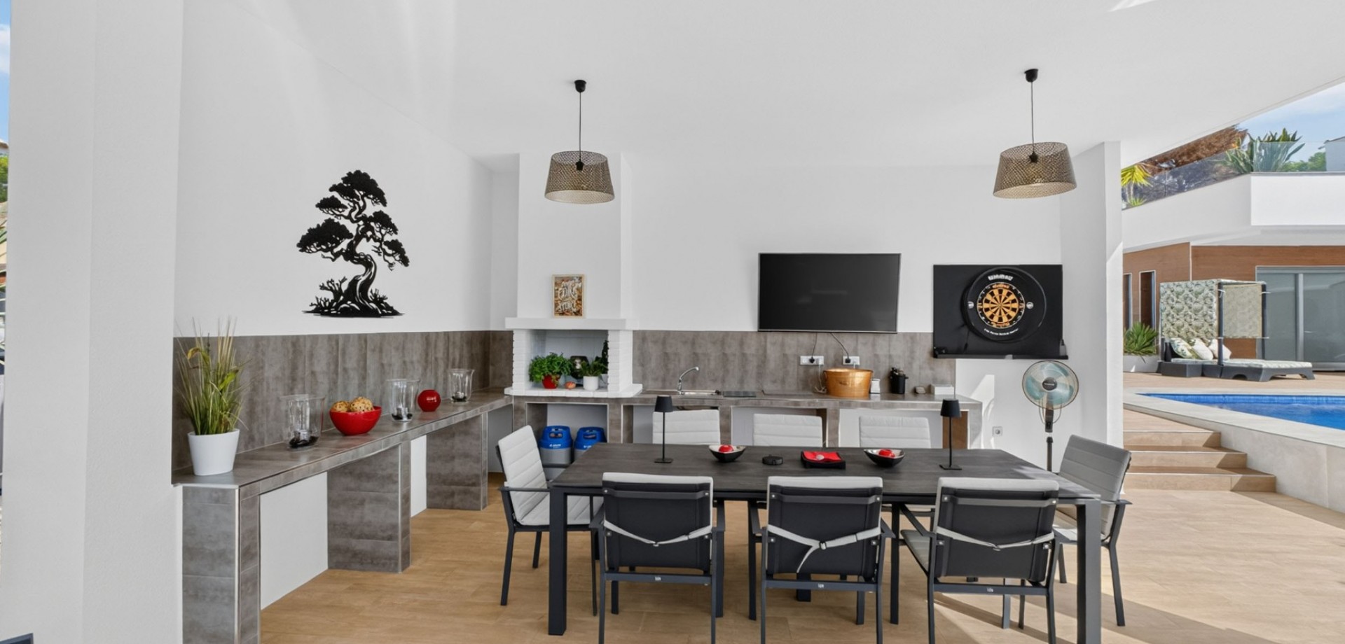 Exterior view in villa for sale in Pinar de Campoverde