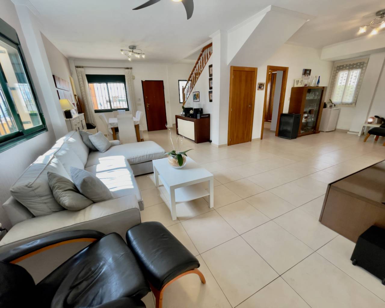 Villa familiale de 4 chambres avec vue sur le lac Ă Ciudad Quesada