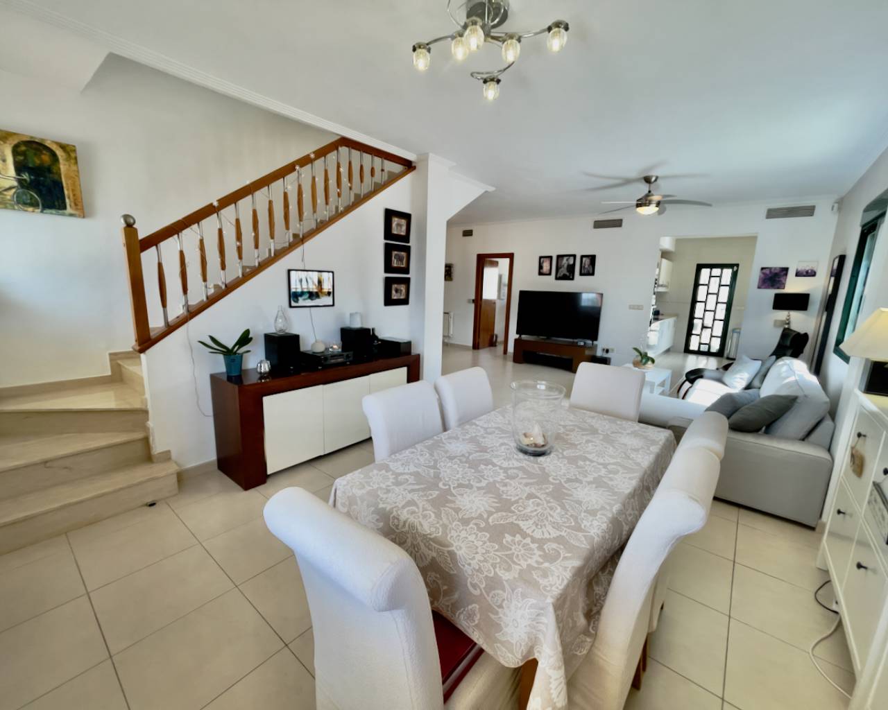 Villa familiale de 4 chambres avec vue sur le lac Ă Ciudad Quesada