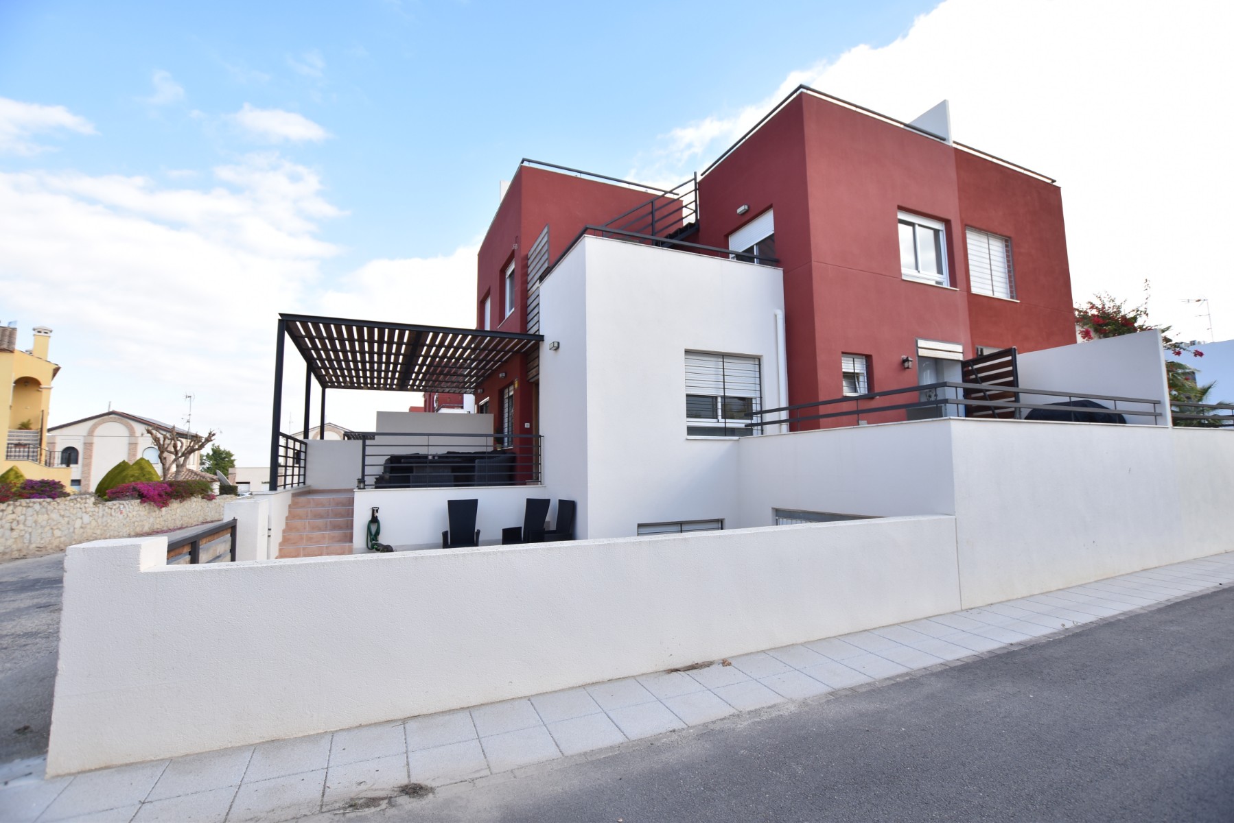 Bathroom in villa for sale in Algorfa