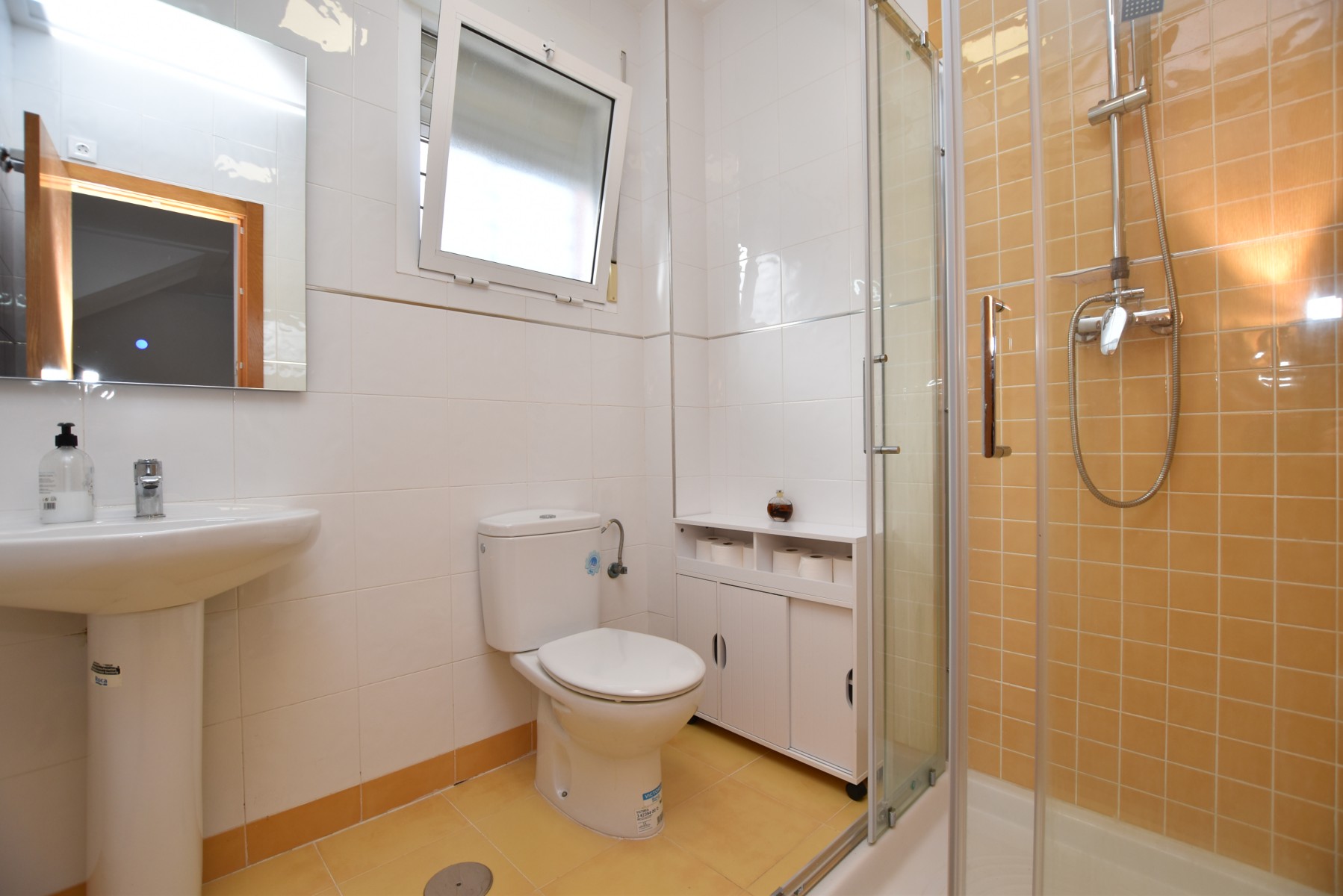 Garden in villa for sale in Algorfa