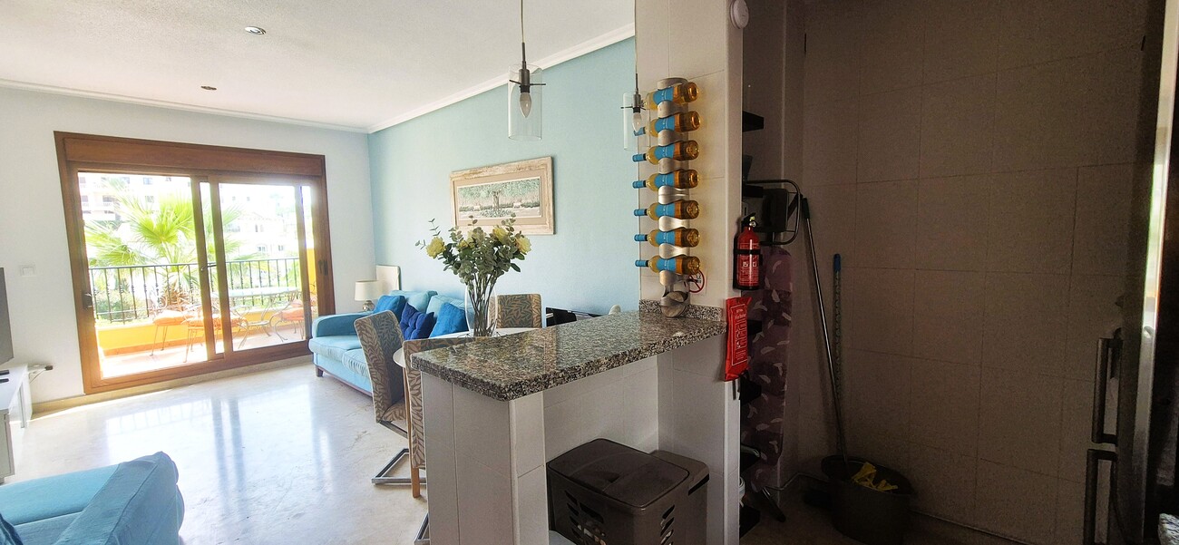 Master bedroom in penthouse for sale in Las Ramblas Golf