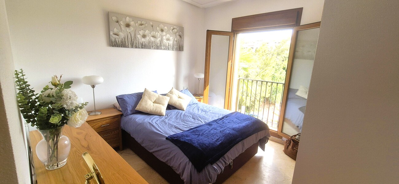 Garden in penthouse for sale in Las Ramblas Golf