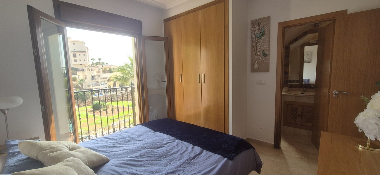 Dining area in penthouse for sale in Las Ramblas Golf
