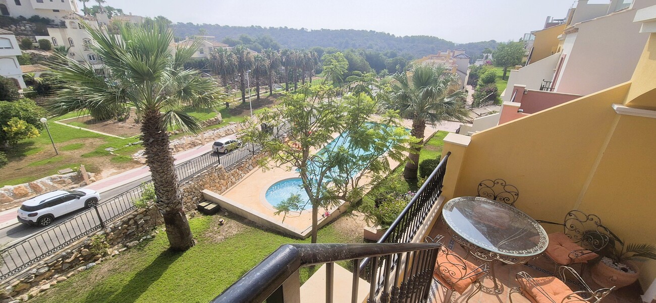 Bathroom in penthouse for sale in Las Ramblas Golf