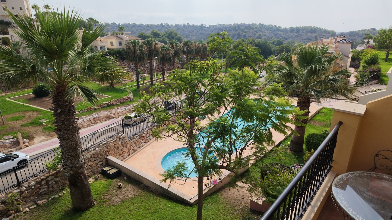 Exterior view in penthouse for sale in Las Ramblas Golf