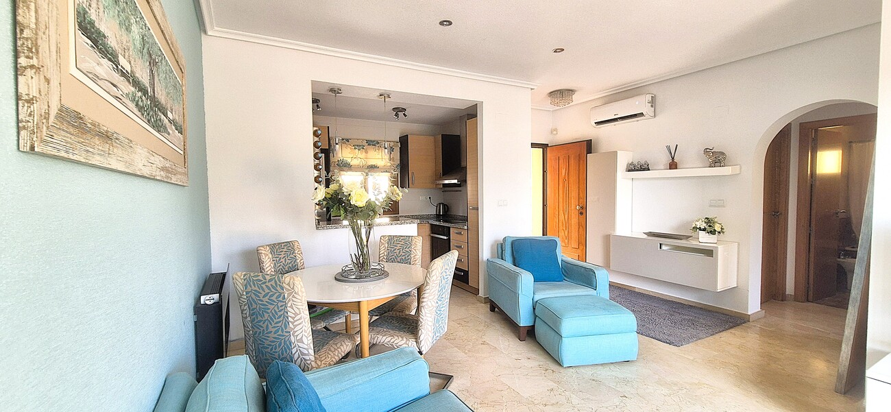 Dining area in penthouse for sale in Las Ramblas Golf