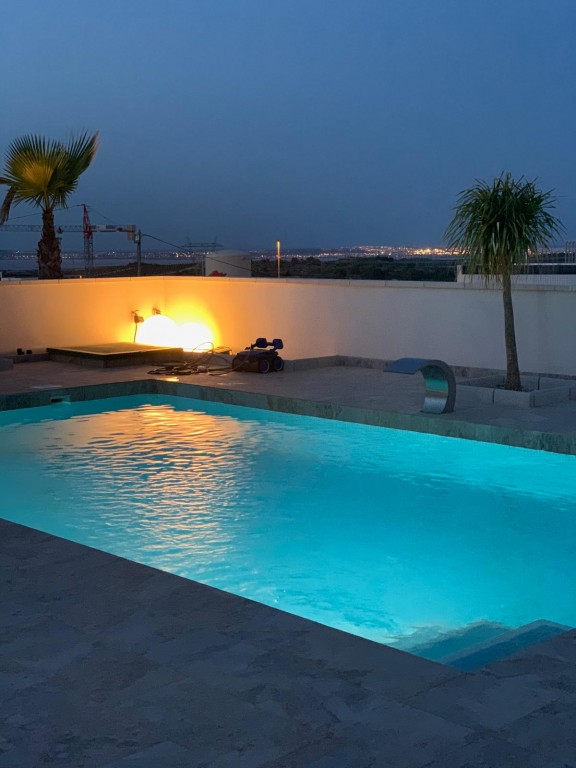 Bathroom in villa for sale in San Miguel de Salinas