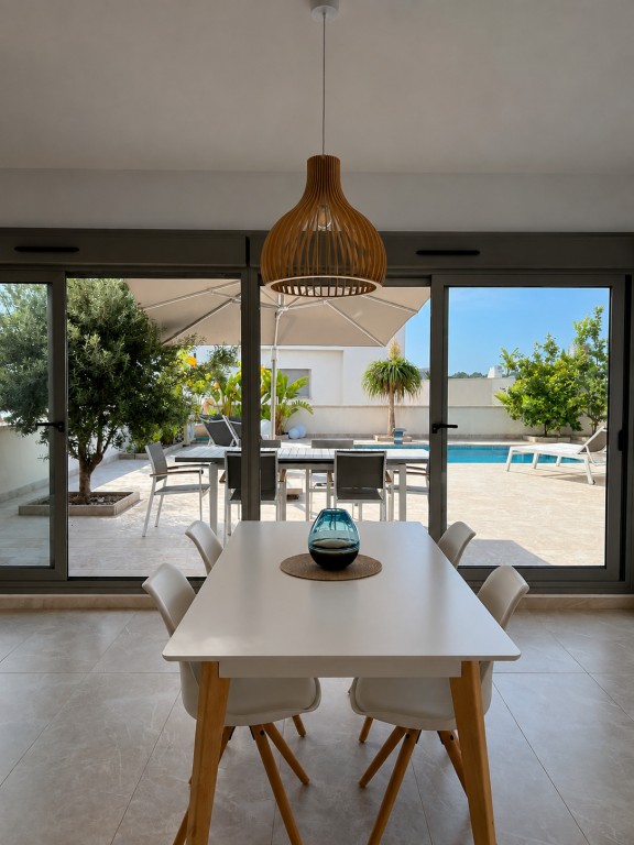 Terrace in villa for sale in San Miguel de Salinas