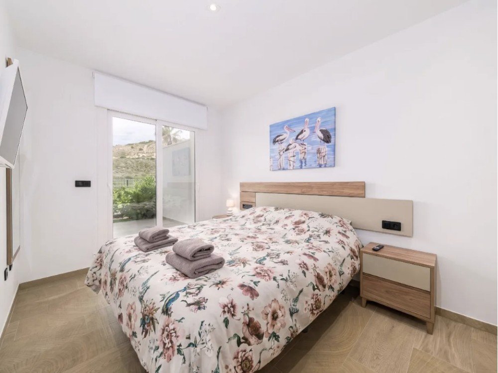 Dining area in apartment for sale in Algorfa