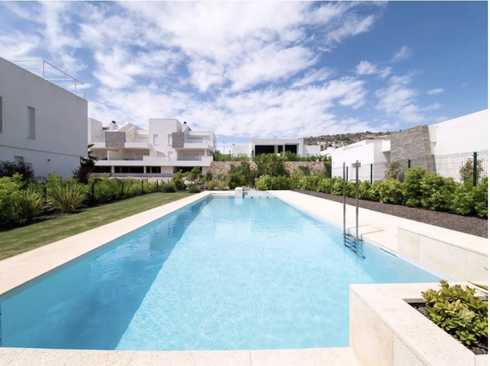 Bedroom in apartment for sale in Algorfa