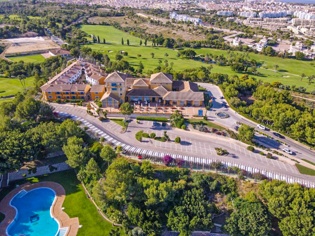 Garden in apartment for sale in Cabo Roig